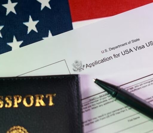 Estados Unidos congela visas inmigrantes